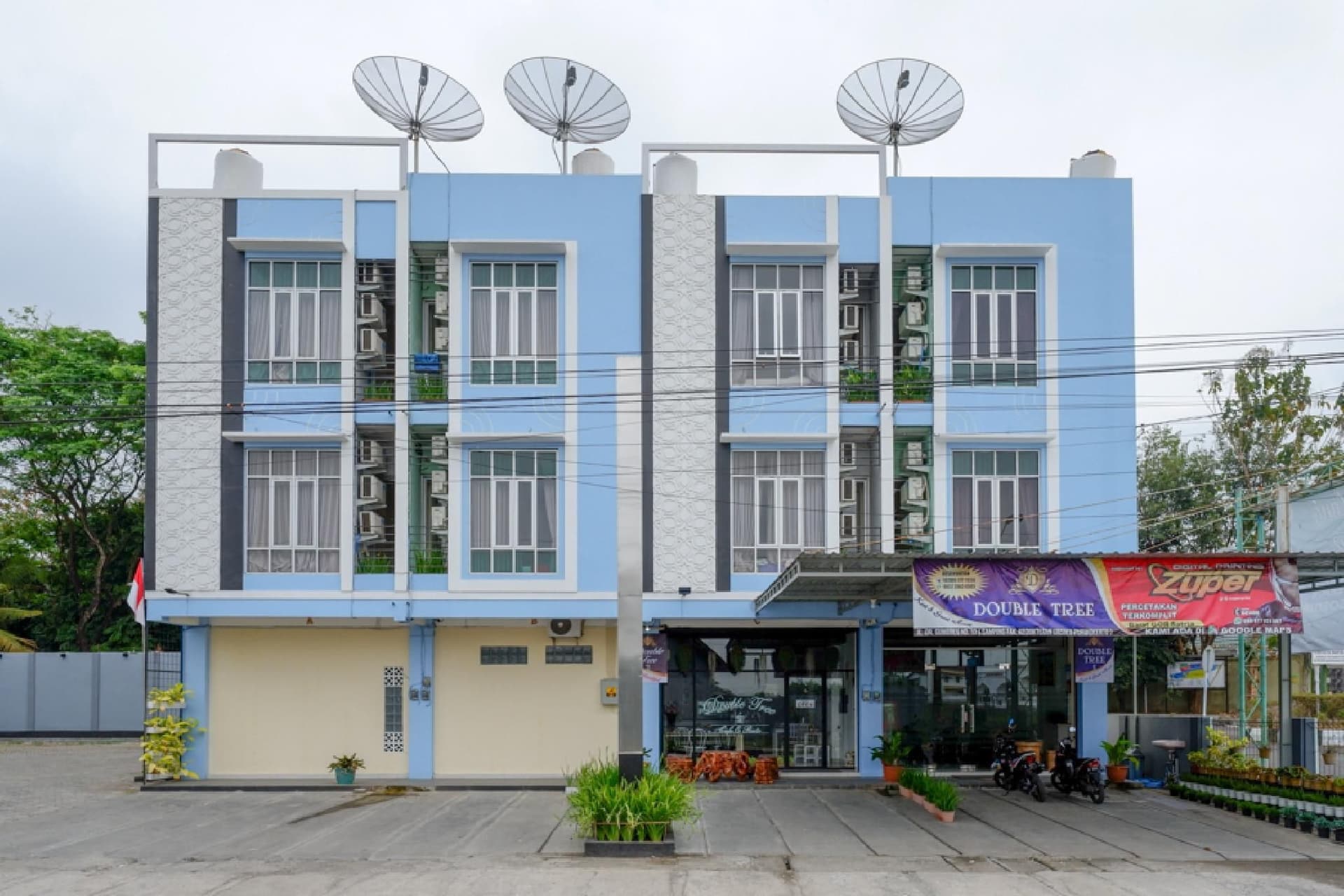 โรงแรม ซูเปอร์ โอโย 3746 ดับเบิล ทรี เกสต์เฮาส์ โรงแรม ซูเปอร์ โอโย 3746 ดับเบิล ทรี เกสต์เฮาส์