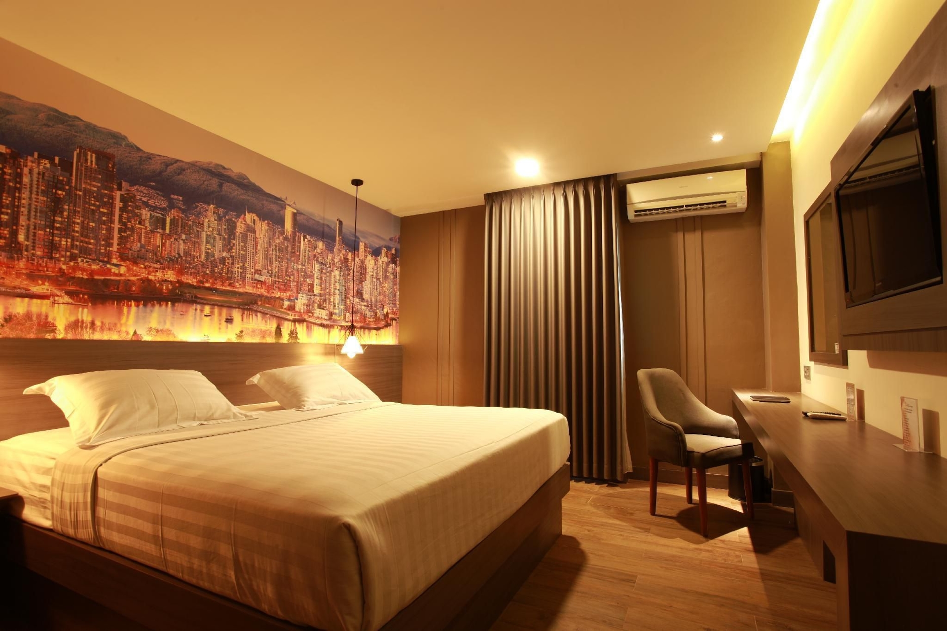 Horison Plaza Tegal2