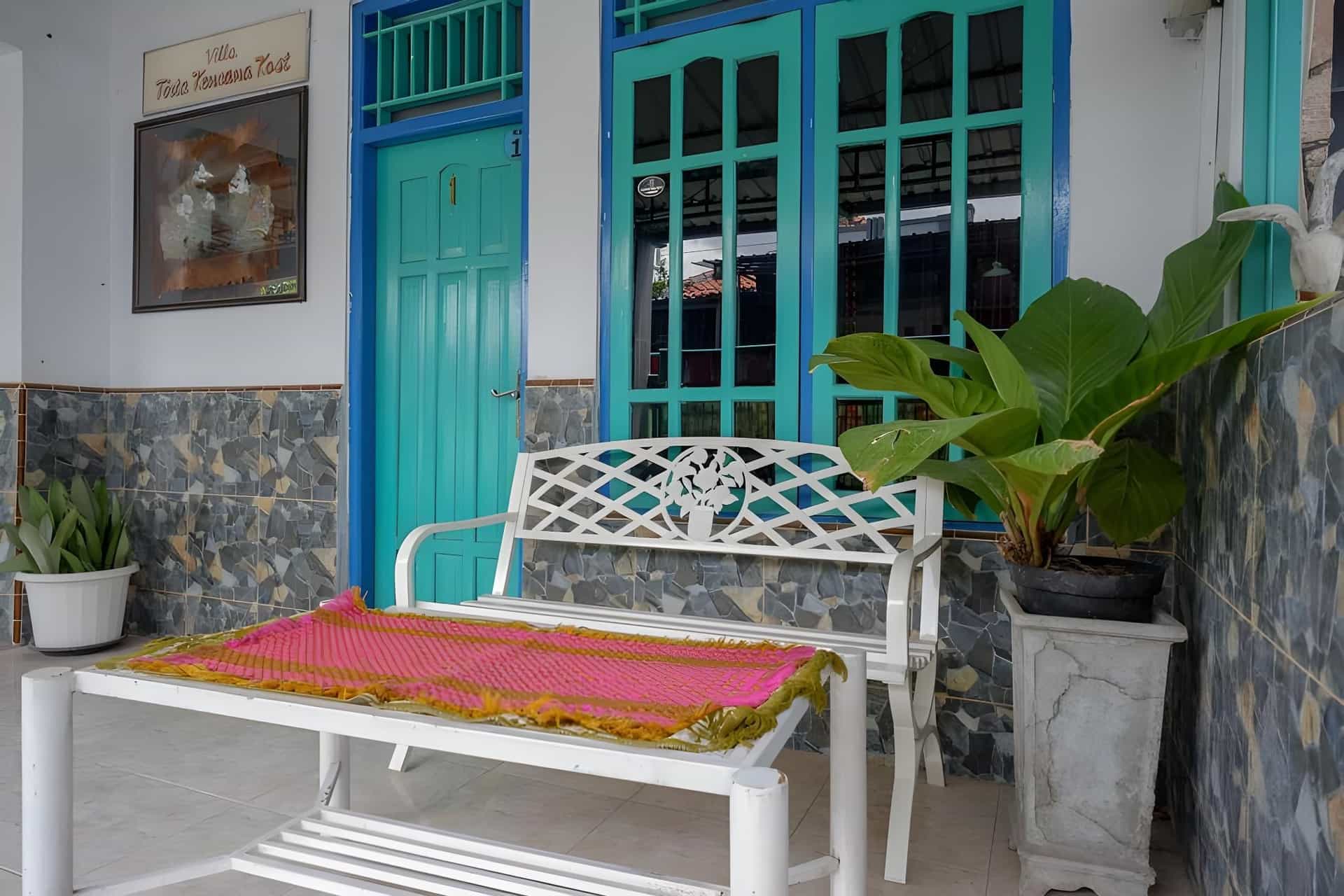 RedDoorz Syariah near Alun Alun Balai Kota Tegal RedDoorz Syariah near Alun Alun Balai Kota Tegal