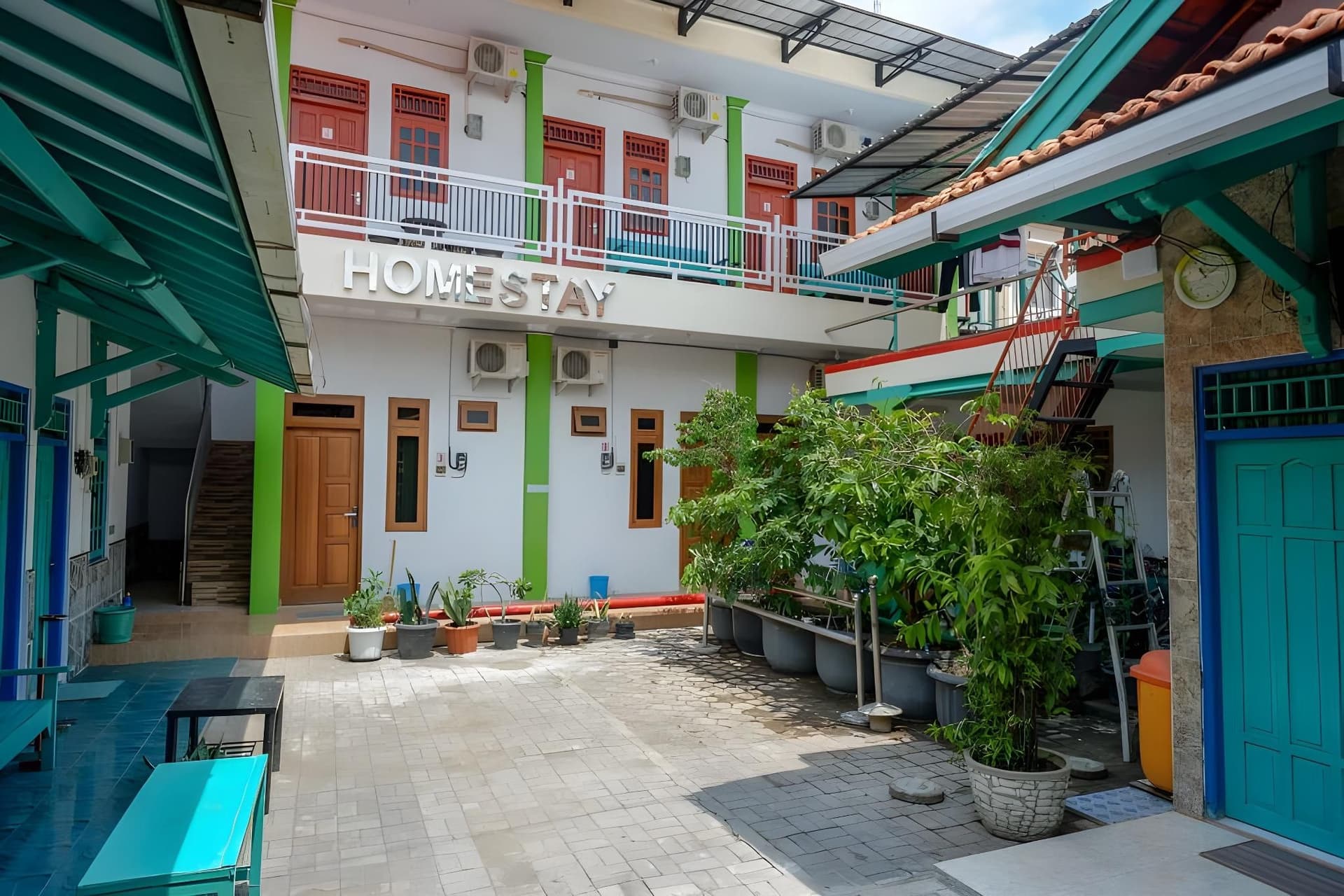 RedDoorz Syariah near Alun Alun Balai Kota Tegal RedDoorz Syariah near Alun Alun Balai Kota Tegal
