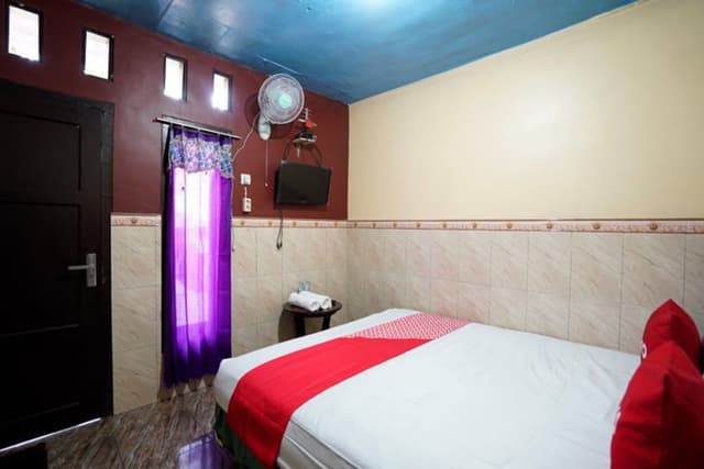 Deluxe Studio