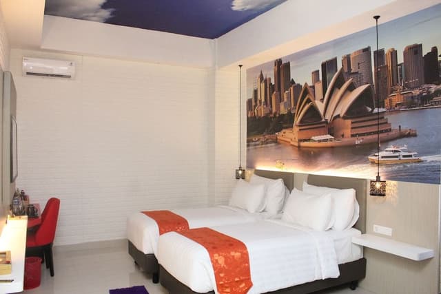 Premier Room