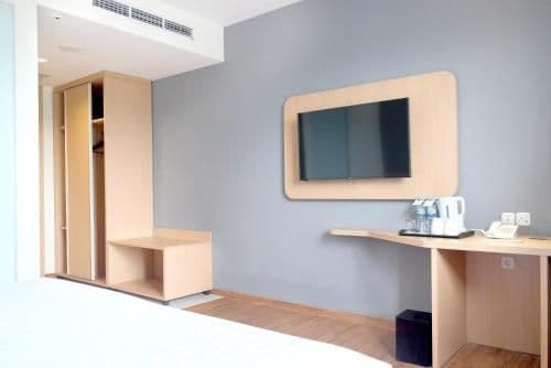 Premiere King Room