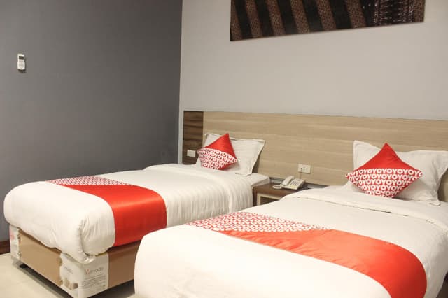Deluxe Twin Room