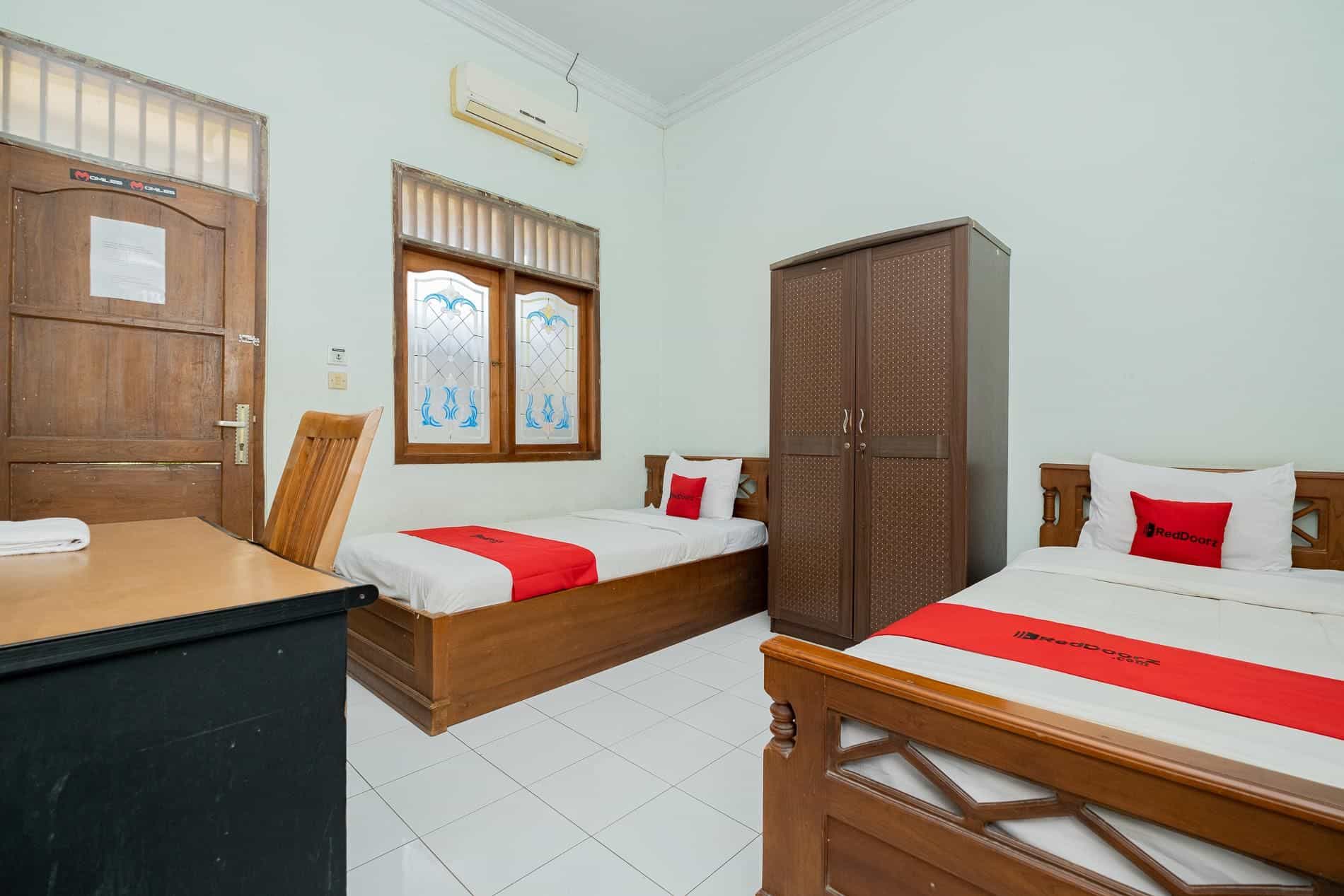 RedDoorz Syariah @ Jalan Sunan Giri Tuban RedDoorz Syariah @ Jalan Sunan Giri Tuban