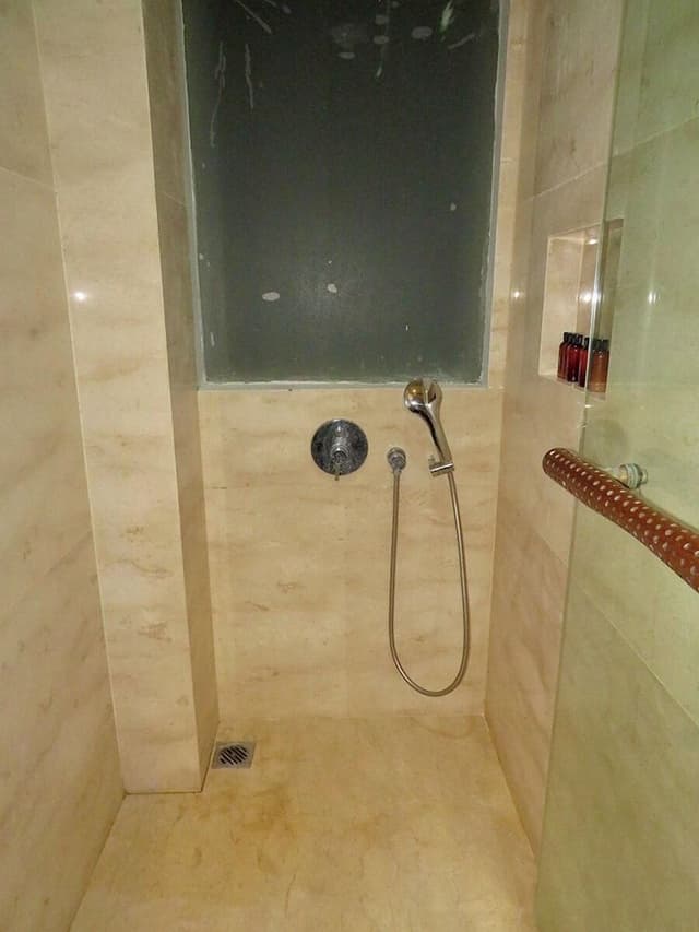 Deluxe Room with Pool Access