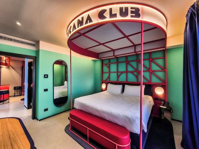 Suite, 1 Queen Bed