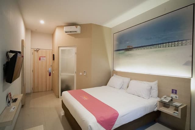 Superior Room, 1 King Bed