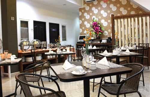 MEL'S INN MANADO MEL'S INN MANADO