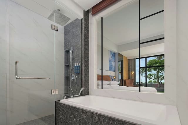 Deluxe Suite, Ocean View (Cabana)