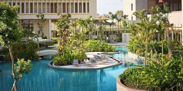 Family Suite, 2 Bedrooms, Pool View