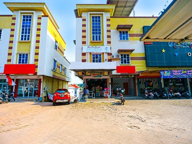 OYO 91784 Zazezo Homestay Syariah1