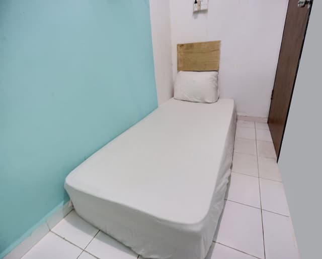 Economy Single Room