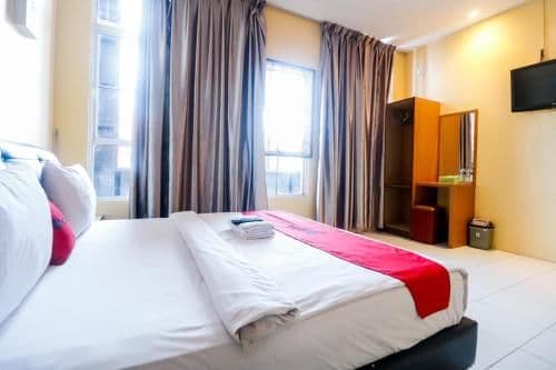 RedDoorz Room