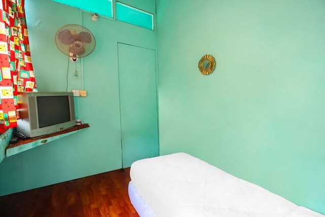 Economy Single Room