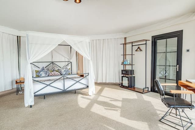 Kiki Villa Suite