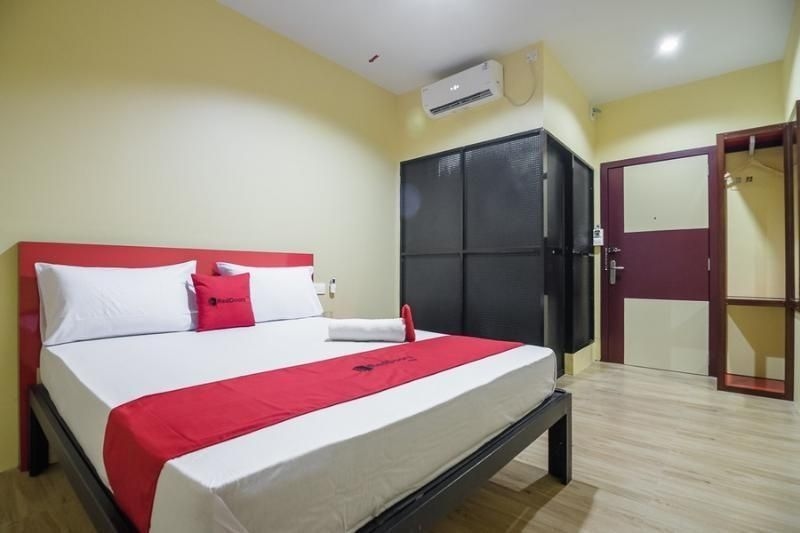เรดดอร์ซ แอท บาตู อาจิ บาตัม (RedDoorz @ Batu Aji Batam)2