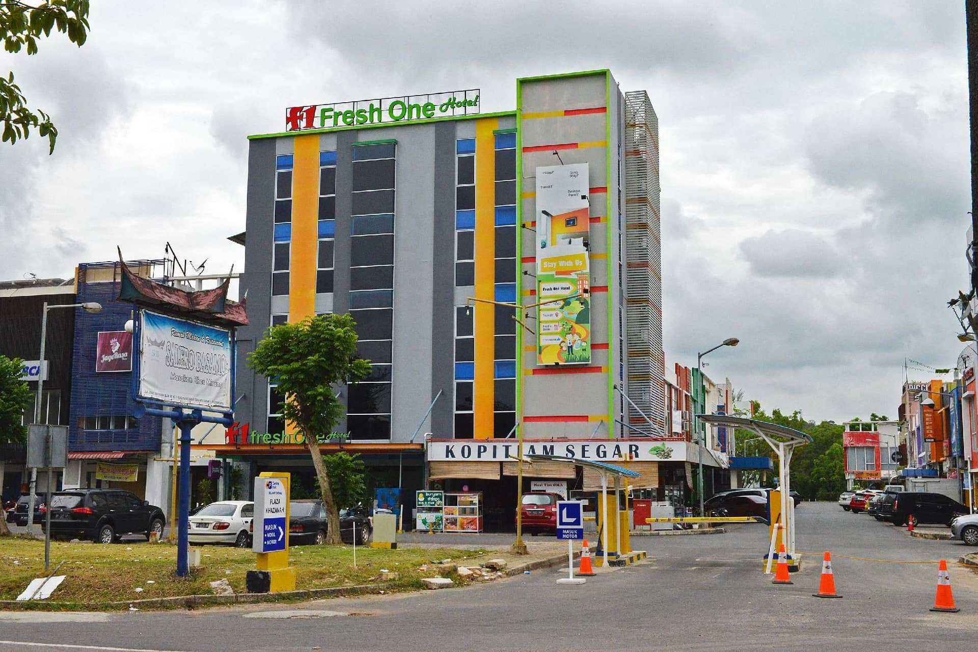 Fresh One Hotel Fresh One Hotel