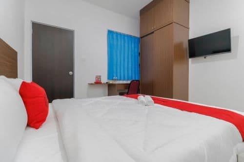 RedDoorz Room