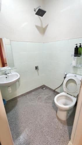 3-Bedroom Apartment