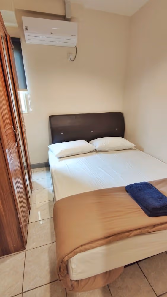 Standard Apartment, 3 Bedrooms, Kitchenette, City View