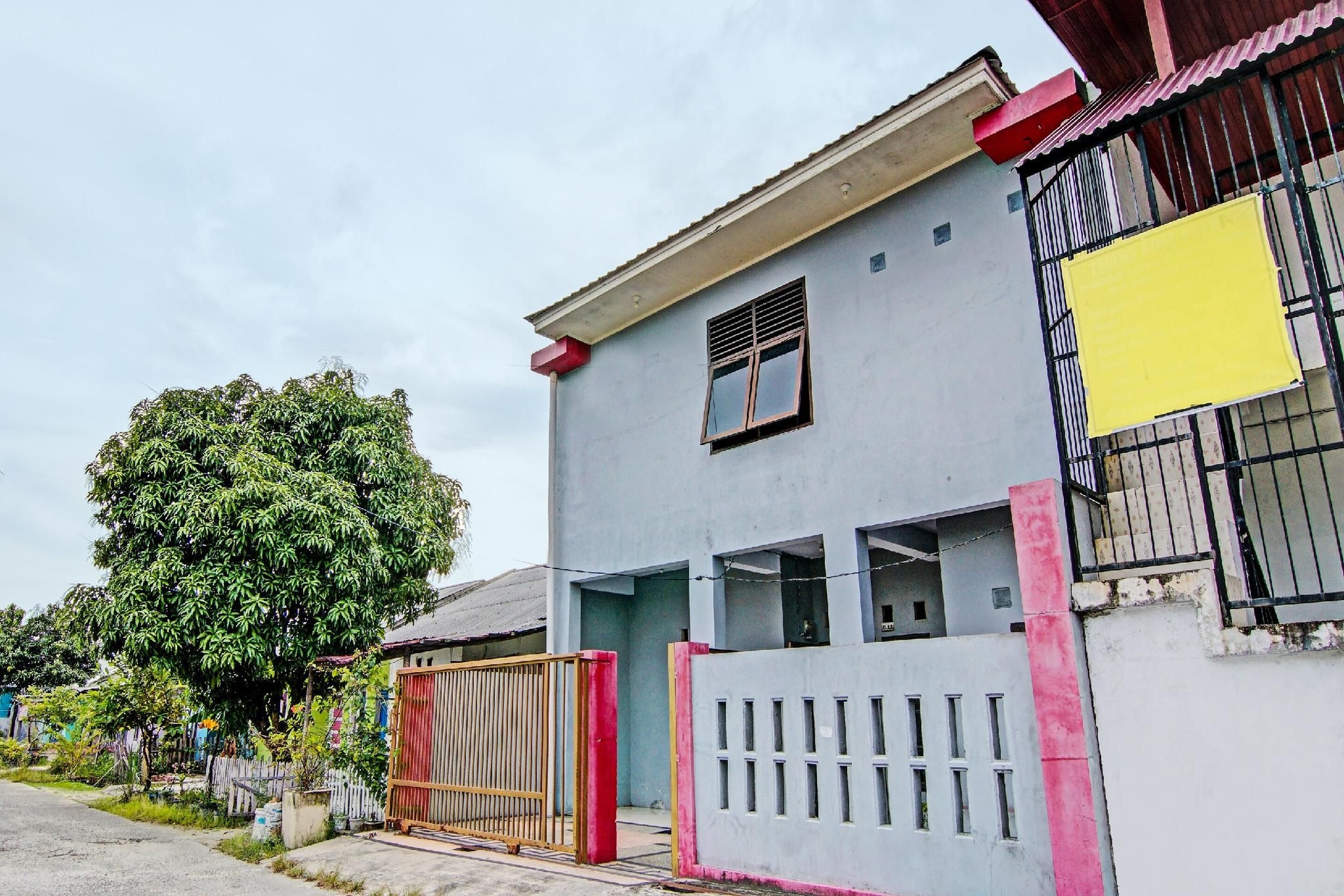 SPOT ON 91828 โฮมสเตย์ ดินดา ชาริอาห์ เนียร์ มัสยิด อัล อามีน (SPOT ON 91828 Homestay Dinda Syariah Near Masjid Al Amin)1
