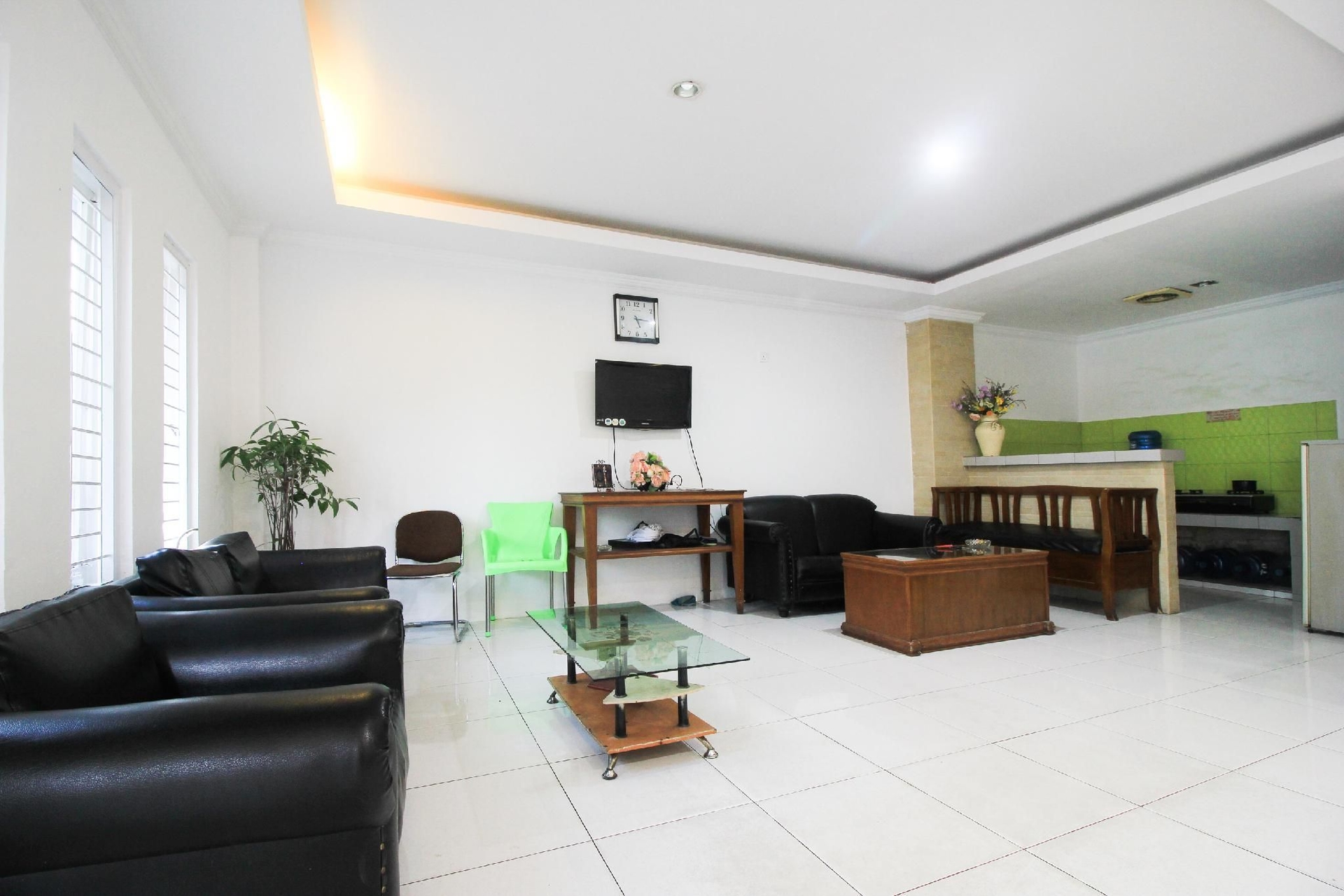 OYO 1905 Davonsa Homestay Syariah1