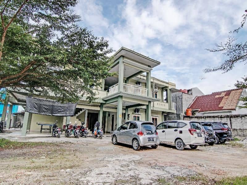 OYO 91642 Fhazel Residence Syariah OYO 91642 Fhazel Residence Syariah