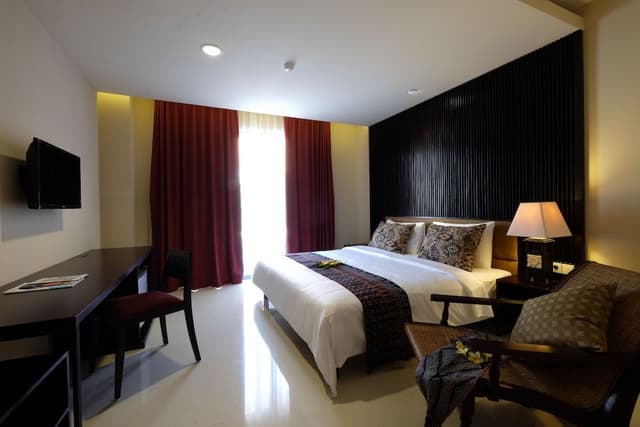 Grand Deluxe