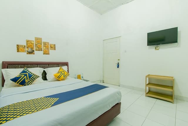 Economy Double Room