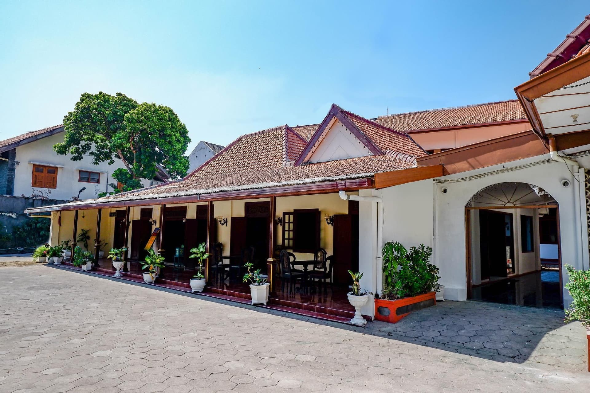 ซูเปอร์ โอวายโอ แคปปิตอล โอ 1644 โฮเทล กริยา เคนชานา ซูเปอร์ โอวายโอ แคปปิตอล โอ 1644 โฮเทล กริยา เคนชานา