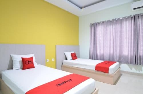 RedDoorz Room