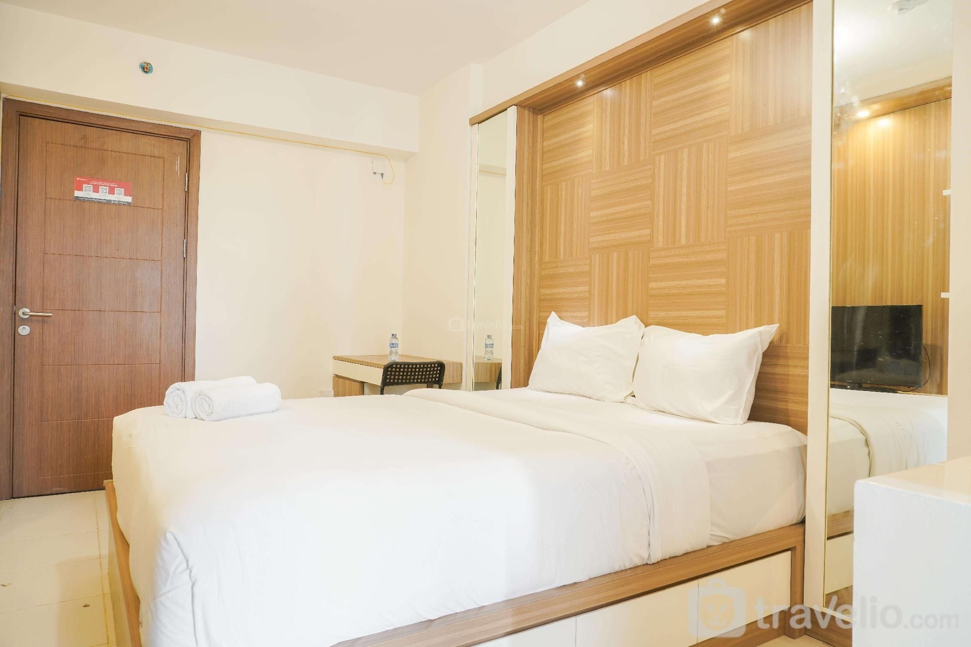 Nice and Cozy Studio at Cinere Resort By Travelio1