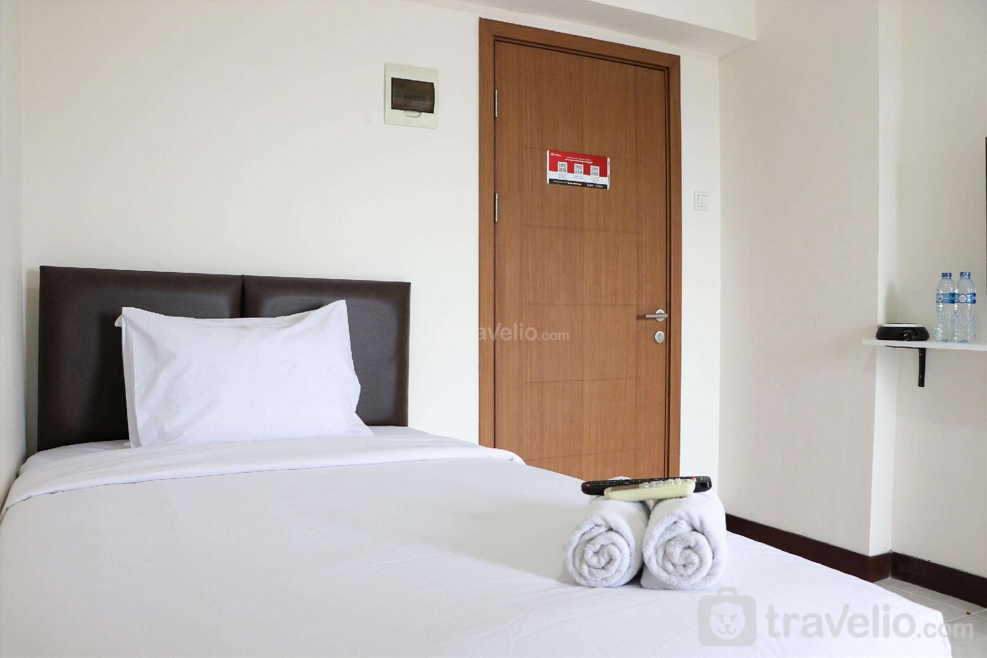Simple Living Studio Cinere Resort By Travelio2