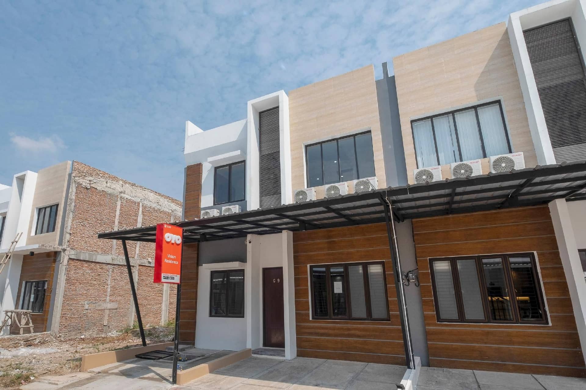 OYO Life 3248 Vision Residence Karawang OYO Life 3248 Vision Residence Karawang