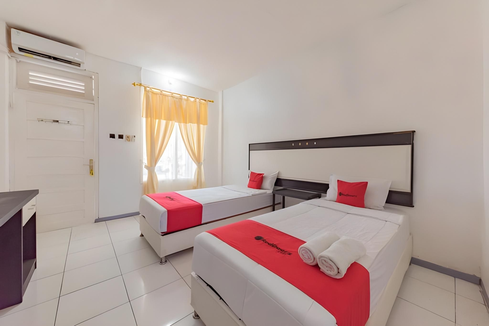 RedDoorz Syariah @ Hotel Kencana Tasikmalaya4