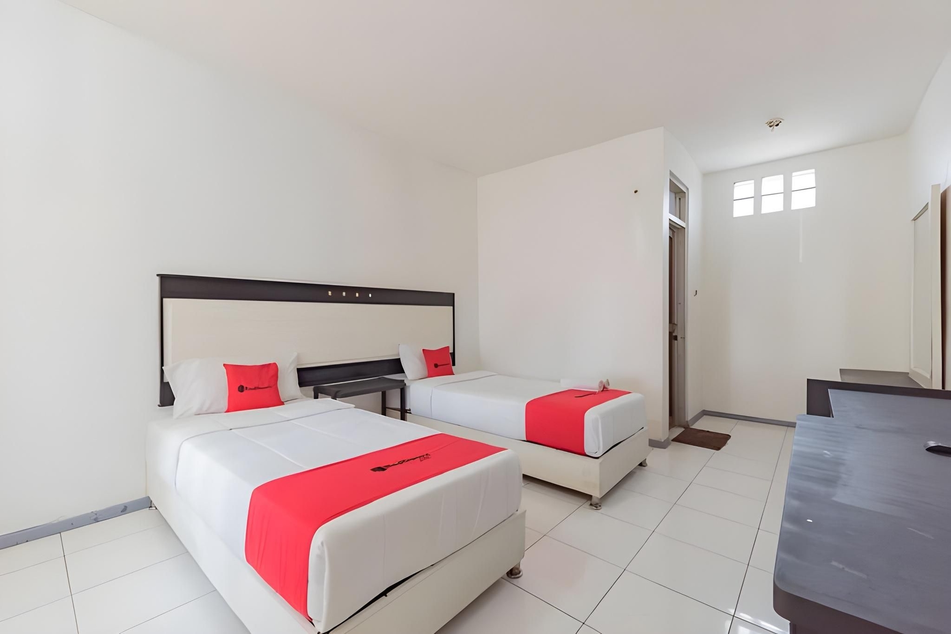 RedDoorz Syariah @ Hotel Kencana Tasikmalaya2