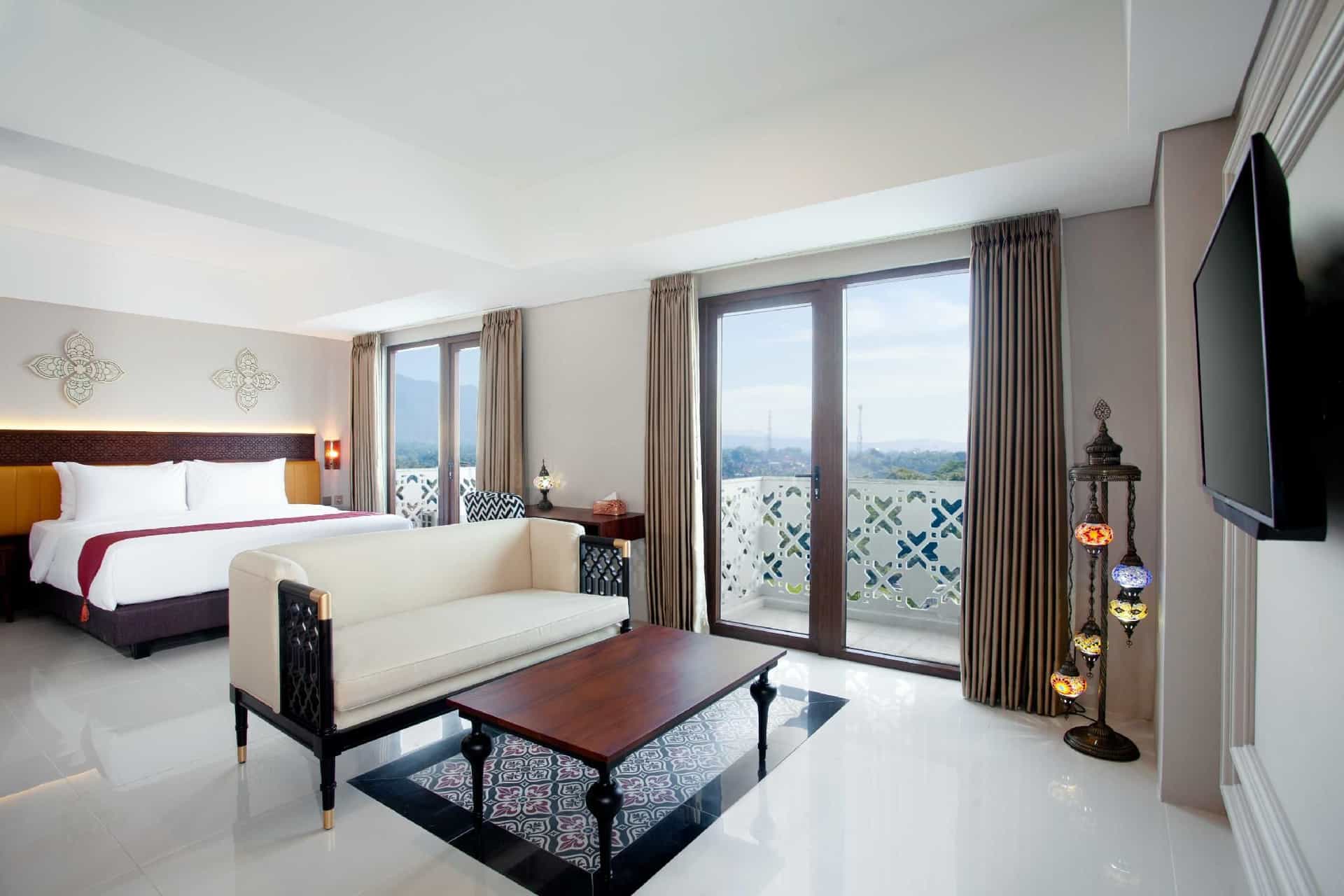 โรงแรม อาลัมบรา แอนด์ คอนเวนชัน, บีดับเบิลยู ซิกเนเจอร์ คอลเลกชัน โรงแรม อาลัมบรา แอนด์ คอนเวนชัน, บีดับเบิลยู ซิกเนเจอร์ คอลเลกชัน