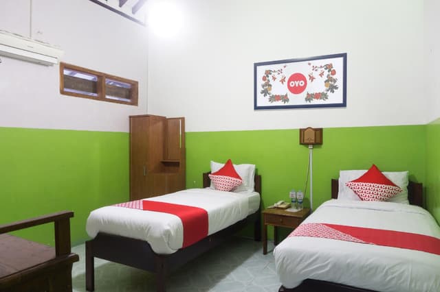 Deluxe Twin Room