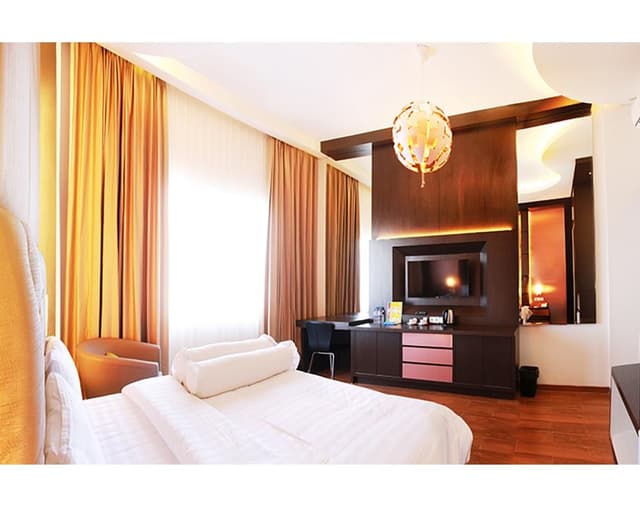 Executive Room