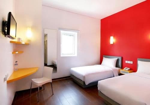 Smart Queen Room