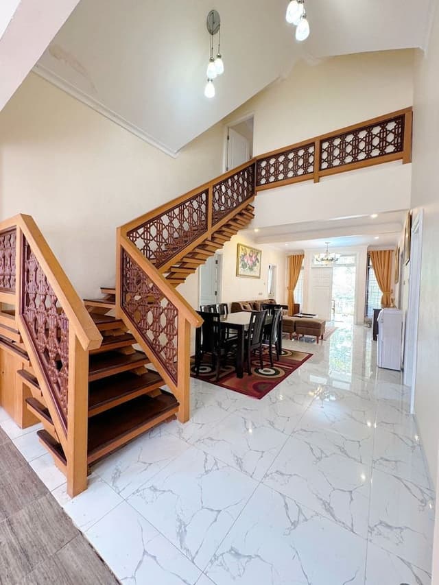 Exclusive Villa, 4 Bedrooms, Balcony, River View