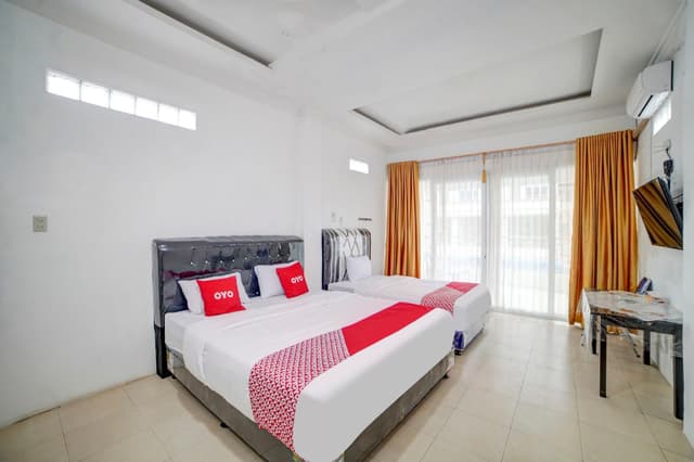 Suite Triple Room