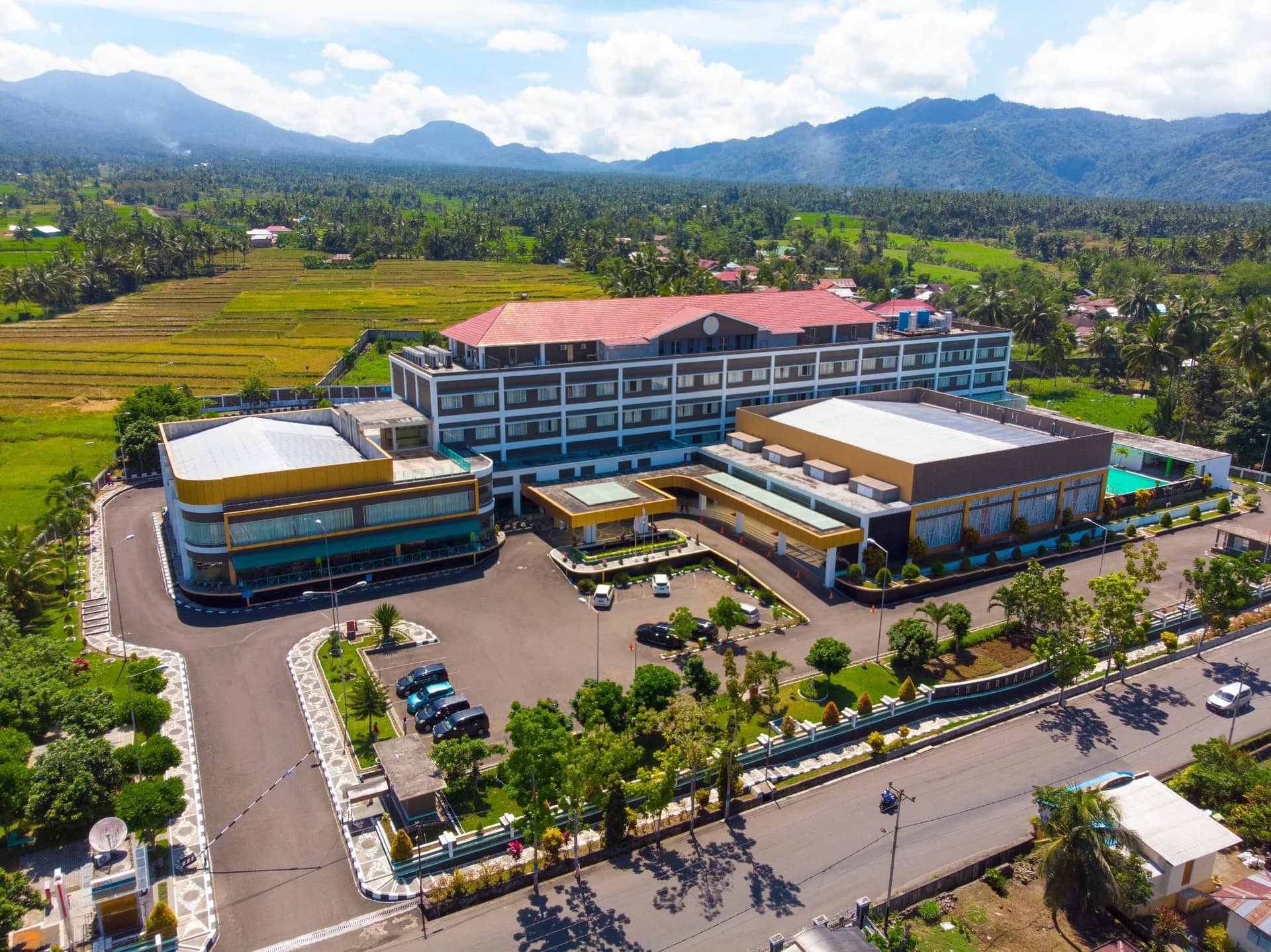 Hotel Sutan Raja Kotamobagu Hotel Sutan Raja Kotamobagu
