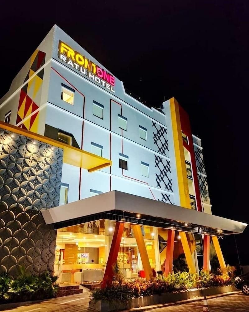 ฟรอนต์ วัน โฮเต็ล งันจุก (Front One Hotel Nganjuk)0