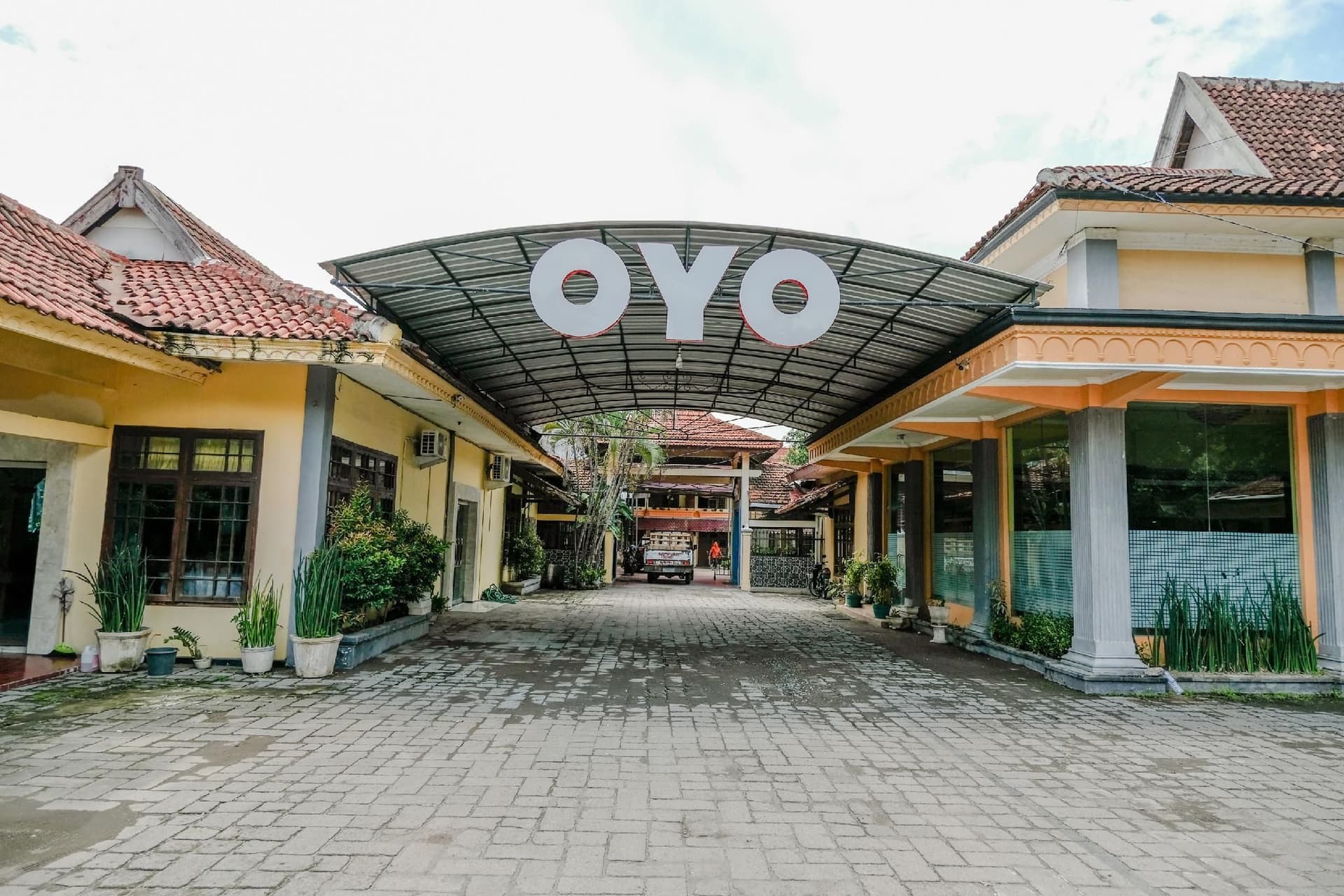 OYO 1984 Hotel Istana Family Syariah OYO 1984 Hotel Istana Family Syariah