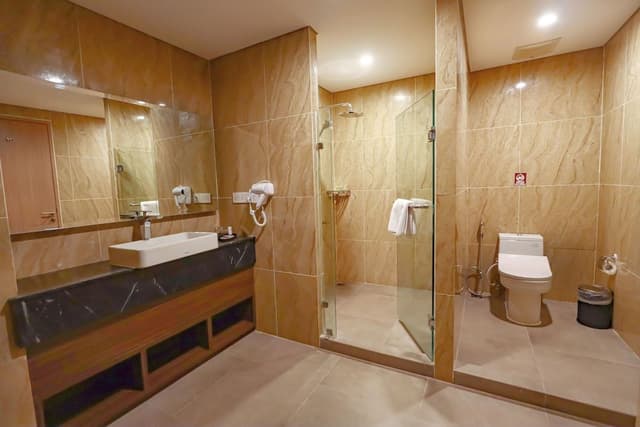 Royal Suite, Connecting Rooms