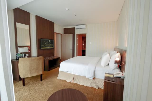 Royal Suite, Connecting Rooms