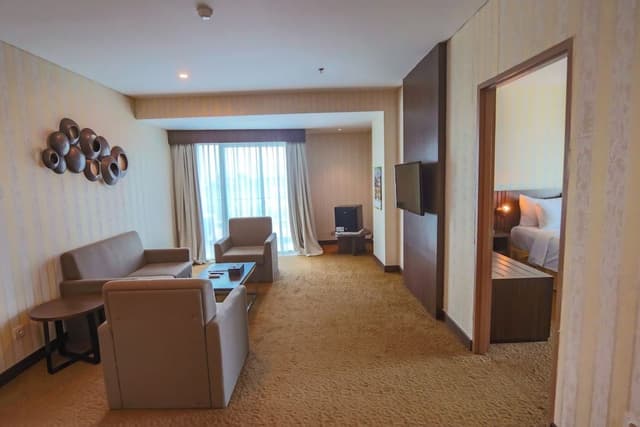 Toba Suite
