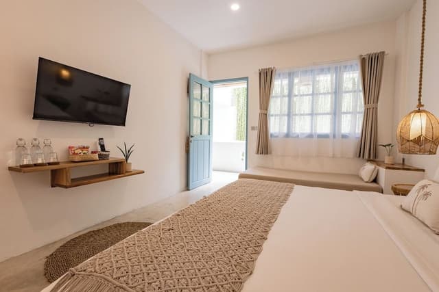 Deluxe Triple Room